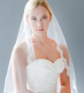  566-60 60″ long (72″) mantilla with 1″ wide scallop French leavers lace edge on a wire comb. (Diamond white, ivory or white lace) All tulle colors 